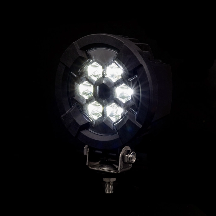 lampa-robocza-raptor-lrd-3189-03.jpg