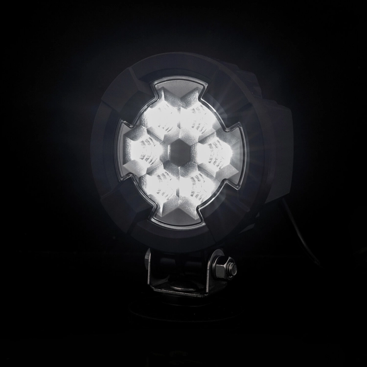 lampa-robocza-raptor-lrd-3184-05.jpg